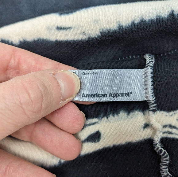 American Apparel blurred lines tie-dye pencil skirt - Picture 6 of 9